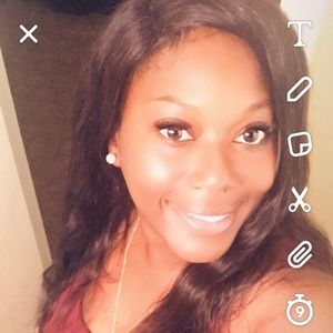 Meet your Posher, Kanisha